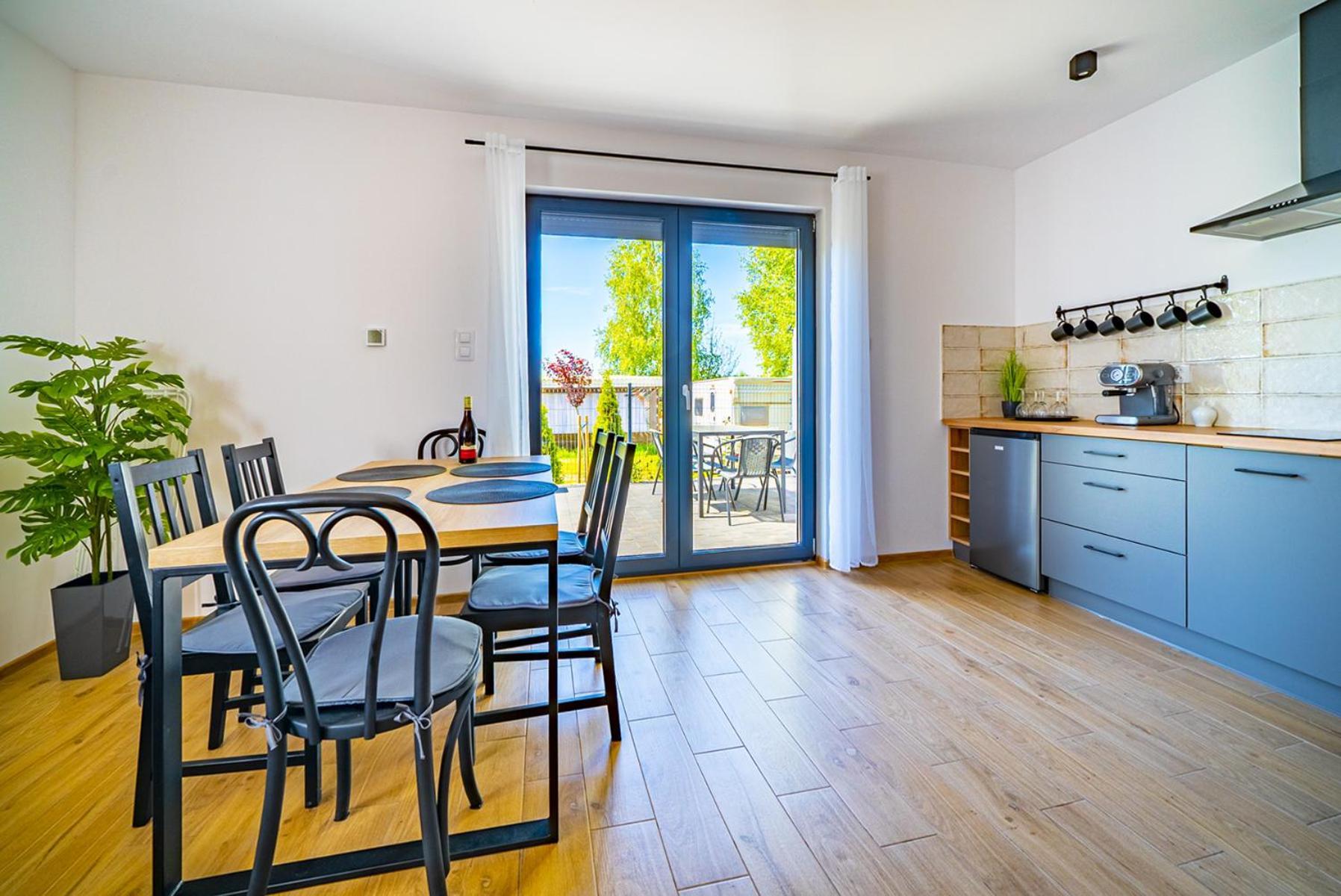 Caloroczny Domek Bosmanska Lubiatowo  Exteriör bild